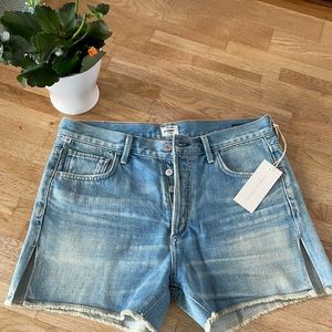 CITIZENS of HUMANITY Corey Short in Arleta (size 27)